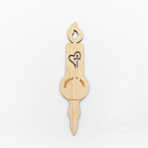 Ekološka svečka – spominčica: Počivaj v miru – srce, križ iz lesa gorskega javorja